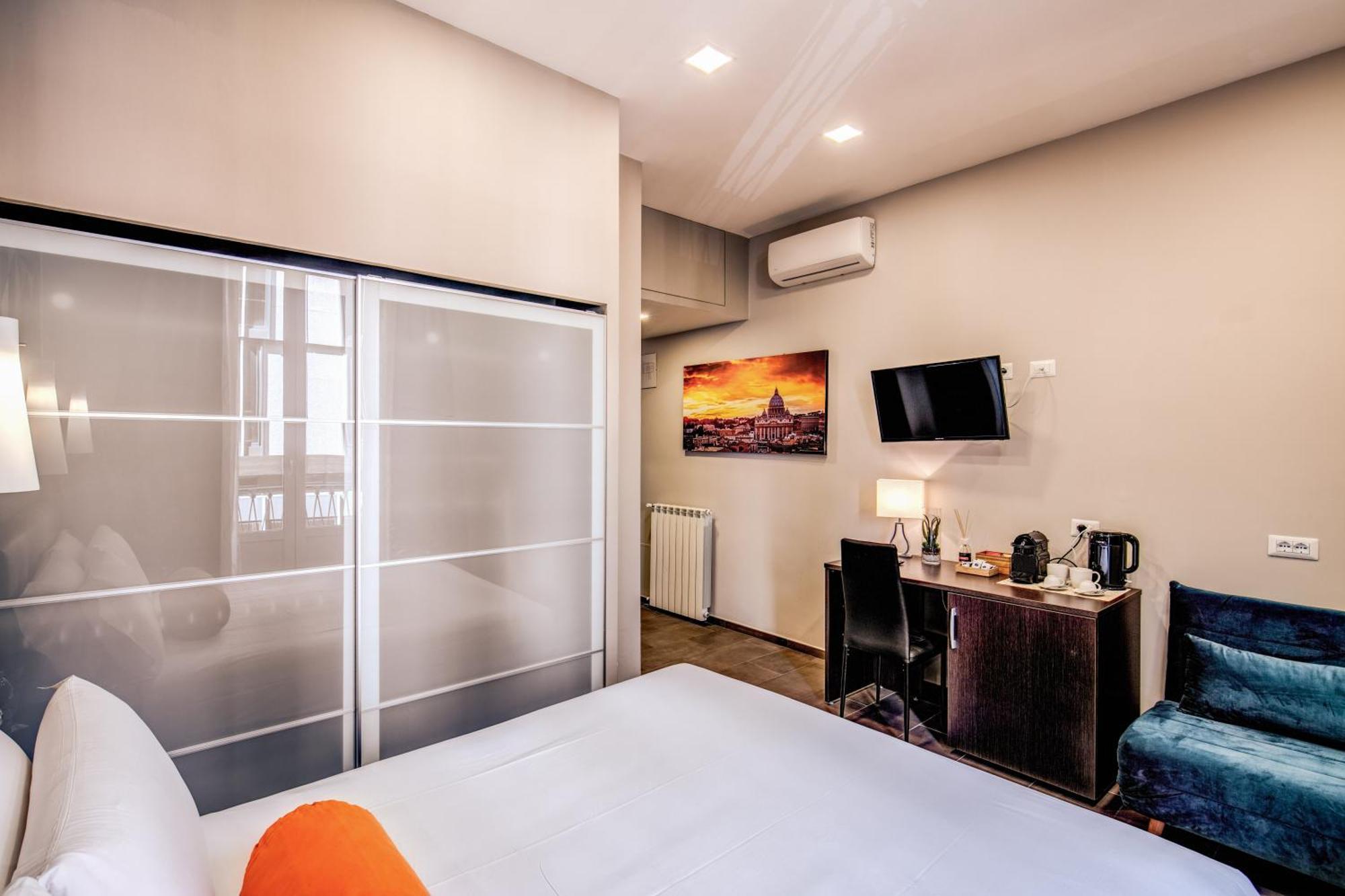 H501 Luxury Rooms Rome Exterior photo